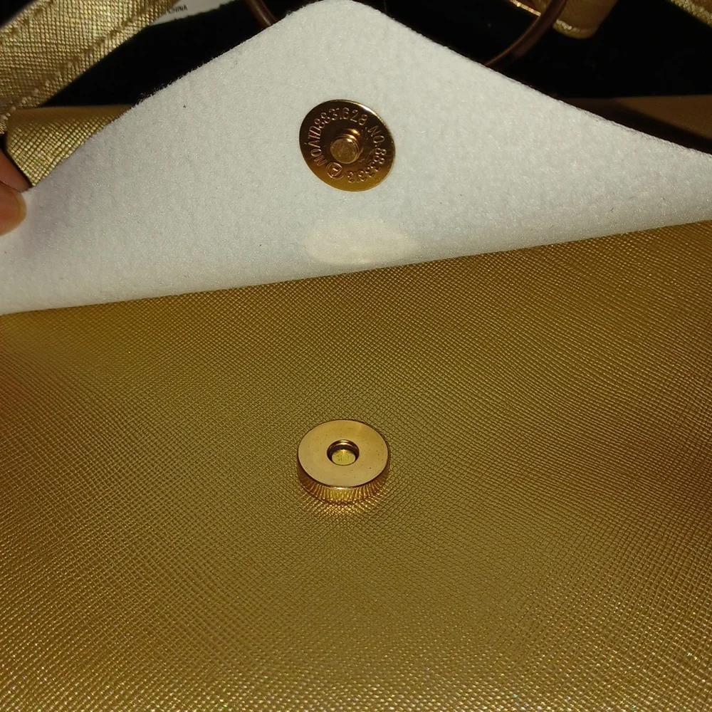 WOMEN/GIRLS CROSSBODY PURSE - Picture 5 of 5
